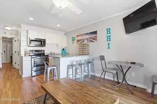 40 Folly Field Rd, Hilton Head, SC 29928 - Photo 5