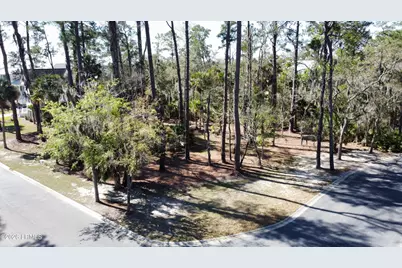 401 Islands Avenue, Beaufort, SC 29902 - Photo 11