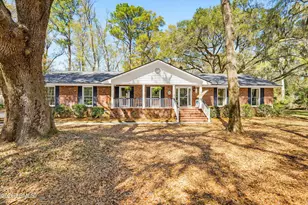 607 Ashdale Dr, Beaufort, SC 29907 - Photo 1