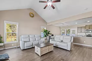 579 Osprey Lake Cir, Hardeeville, SC 29927 - Photo 3