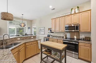 6 Crescent Cir, Bluffton, SC 29910 - Photo 5