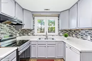 54 Brickyard Point Rd S, Beaufort, SC 29907 - Photo 17