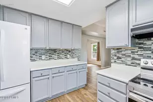 54 Brickyard Point Rd S, Beaufort, SC 29907 - Photo 19