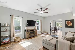 54 Brickyard Point Rd S, Beaufort, SC 29907 - Photo 11