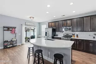 69 10th Ave, Bluffton, SC 29910 - Photo 3