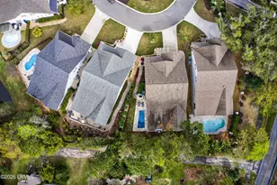 7 Lavender Cir, Hilton Head, SC 29926 - Photo 5