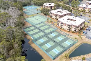 40 Folly Field Rd, Hilton Head, SC 29928 - Photo 31