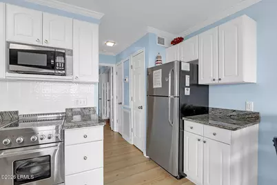 40 Folly Field Road #325a, Hilton Head, SC 29928 - Photo 17