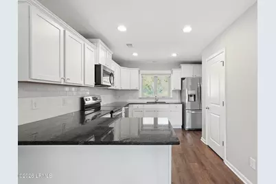 209 Ceasar Place, Hilton Head, SC 29926 - Photo 7
