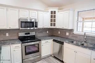 1 Frances Ct, Beaufort, SC 29907 - Photo 9