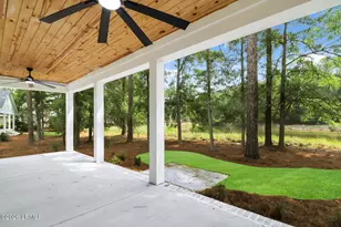 10 Oldfield Village Rd, Bluffton, SC 29909 - Photo 7