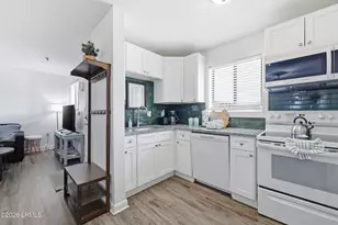 663 William Hilton Pkwy, Hilton Head Island, SC 29928 - Photo 9