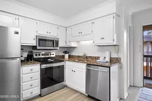 40 Folly Field Rd, Hilton Head, SC 29928 - Photo 23