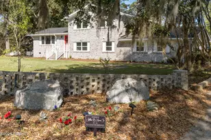 656 Broad River Blvd, Beaufort, SC 29906 - Photo 71