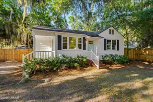 1106 Woodward Ave, Beaufort, SC 29902 - Photo 3