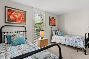 42 S Forest Beach Dr, Hilton Head, SC 29928 - Photo 17