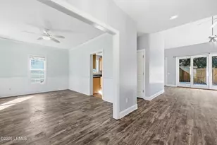 2 Long Lake Dr, Bluffton, SC 29910 - Photo 3