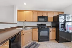 546 Candida Dr, Beaufort, SC 29906 - Photo 7