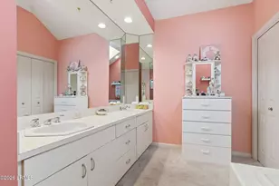 33 Oyster Reef Dr, Hilton Head, SC 29926 - Photo 27