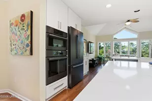 33 Oyster Reef Dr, Hilton Head, SC 29926 - Photo 15