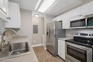 67 Summerfield Ct, Hilton Head, SC 29926 - Photo 7