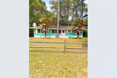 2403 Pine Court S, Beaufort, SC 29902 - Photo 1