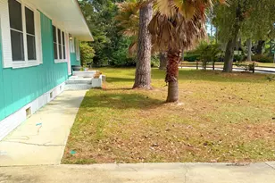 2403 Pine Ct S, Beaufort, SC 29902 - Photo 11