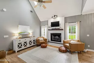 13 James F Byrnes St, Beaufort, SC 29907 - Photo 9