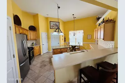 7 Glenwood Springs Court, Bluffton, SC 29910 - Photo 3