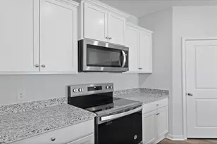 8 Castle Hl Dr, Yemassee, SC 29945 - Photo 13