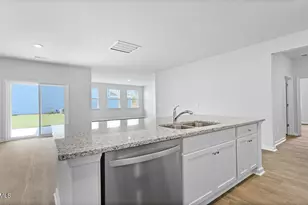 212 Castle Hl Dr, Yemassee, SC 29945 - Photo 5