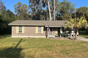 1639 Old Shell Rd, Port Royal, SC 29935 - Photo 3