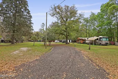 16703 Hendersonville Highway, Yemassee, SC 29945 - Photo 17