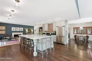 21 McIntosh Rd, Hilton Head Island, SC 29926 - Photo 13