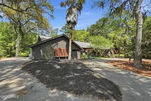 21 McIntosh Rd, Hilton Head Island, SC 29926 - Photo 35