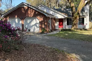 2403 Grinkley Ct, Port Royal, SC 29935 - Photo 3