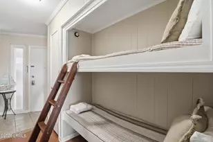 40 Folly Field Rd, Hilton Head, SC 29928 - Photo 21