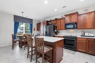 28 Rolling River Dr, Bluffton, SC 29910 - Photo 7