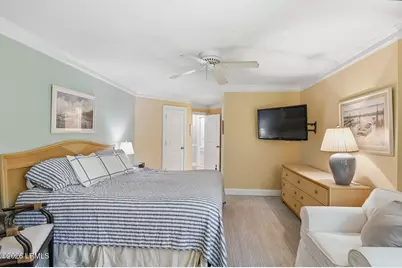 100 Colonnade Club #137, Hilton Head, SC 29928 - Photo 11