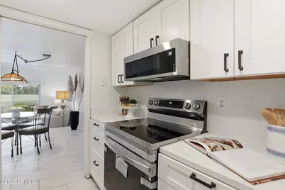 19 Stoney Creek Road #283, Hilton Head, SC 29928 - Photo 11