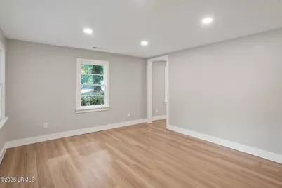 27 Miller Drive W, Beaufort, SC 29907 - Photo 17