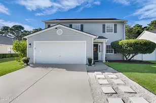 7 Lakeside Dr, Bluffton, SC 29910 - Photo 1