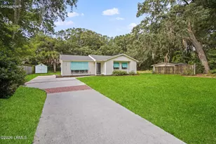 1700 Lafayette St, Beaufort, SC 29902 - Photo 3