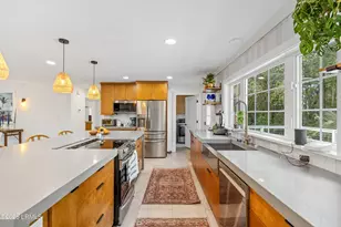 1638 Hampton Dr, Beaufort, SC 29906 - Photo 11