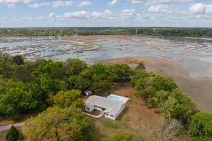 1638 Hampton Dr, Beaufort, SC 29906 - Photo 1