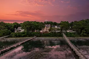 21 Waterside Dr, Beaufort, SC 29907 - Photo 1