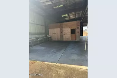 835 E Palmetto Avenue, Varnville, SC 29944 - Photo 3