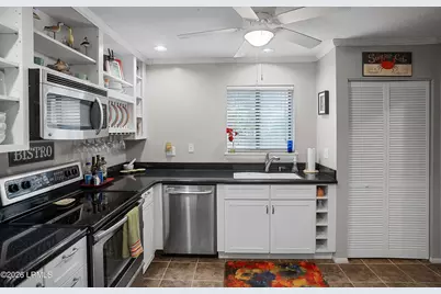 7 Ocean Marsh Court, Harbor Island, SC 29920 - Photo 7