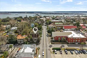 409 Carteret St, Beaufort, SC 29902 - Photo 5
