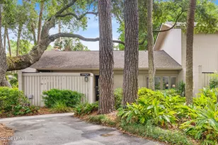 2 Woodbine Pl, Hilton Head Island, SC 29928 - Photo 3